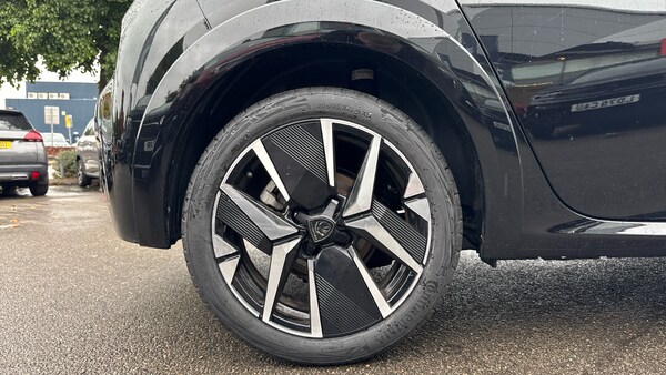 Used Peugeot 208 2024 for sale - 76153985: Photo 15