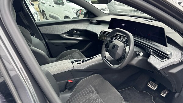 Used Peugeot 3008 2024 for sale - 76123556: Photo 11