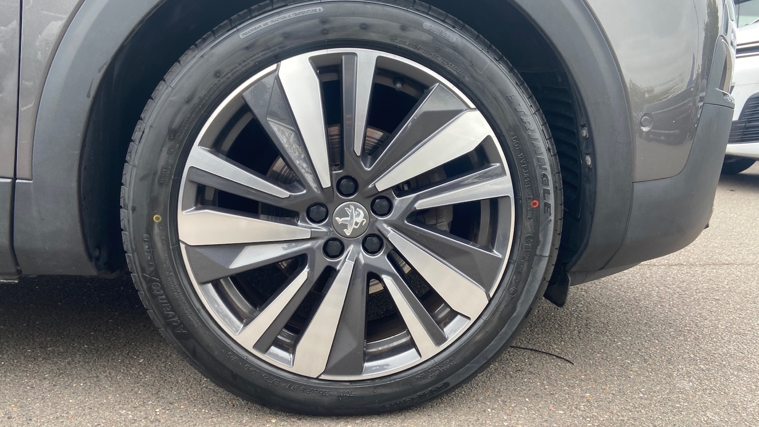 Used Peugeot 3008 2020 for sale - 76110259: Photo 14