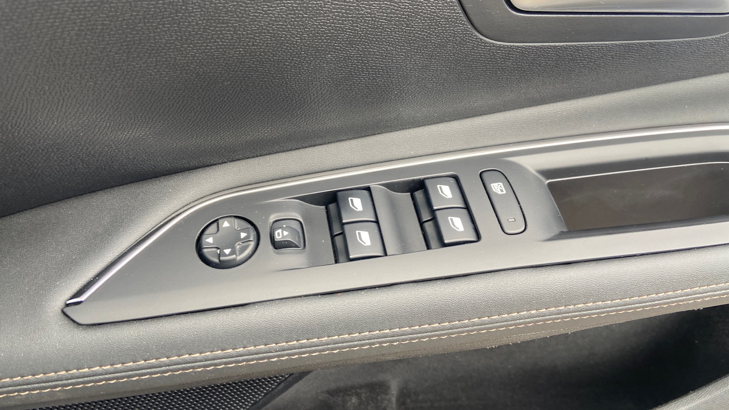 Used Peugeot 3008 2020 for sale - 76110259: Photo 22