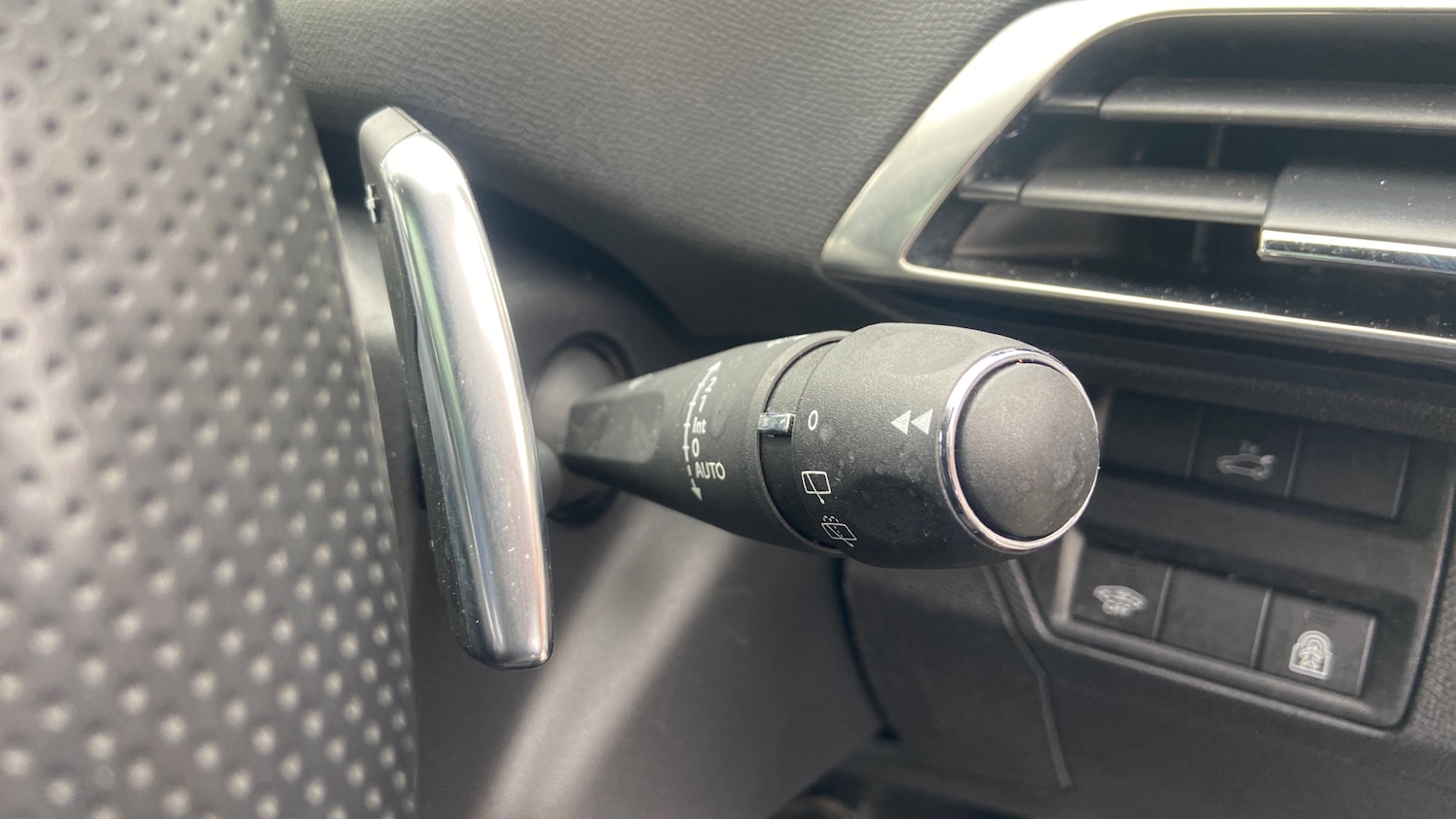 Used Peugeot 3008 2020 for sale - 76110259: Photo 28