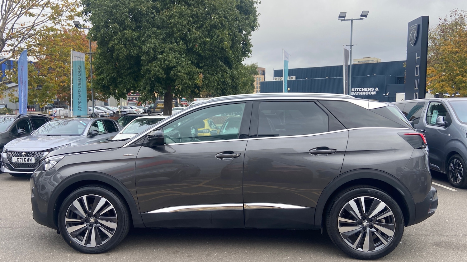 Used Peugeot 3008 2020 for sale - 76110259: Photo 6