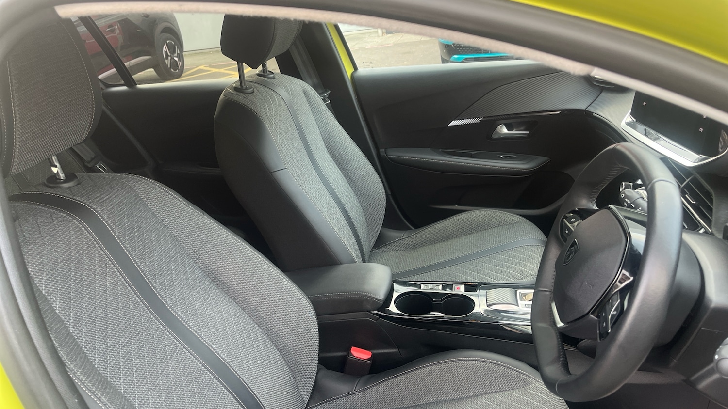 Used Peugeot 208 2024 for sale - 77092067: Photo 43