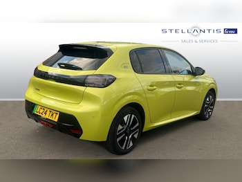 Used Peugeot 208 2024 for sale - 77092067: Photo