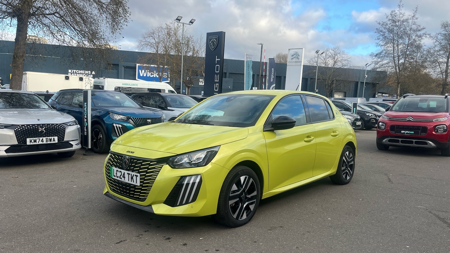 Used Peugeot 208 2024 for sale - 77092067: Photo 8