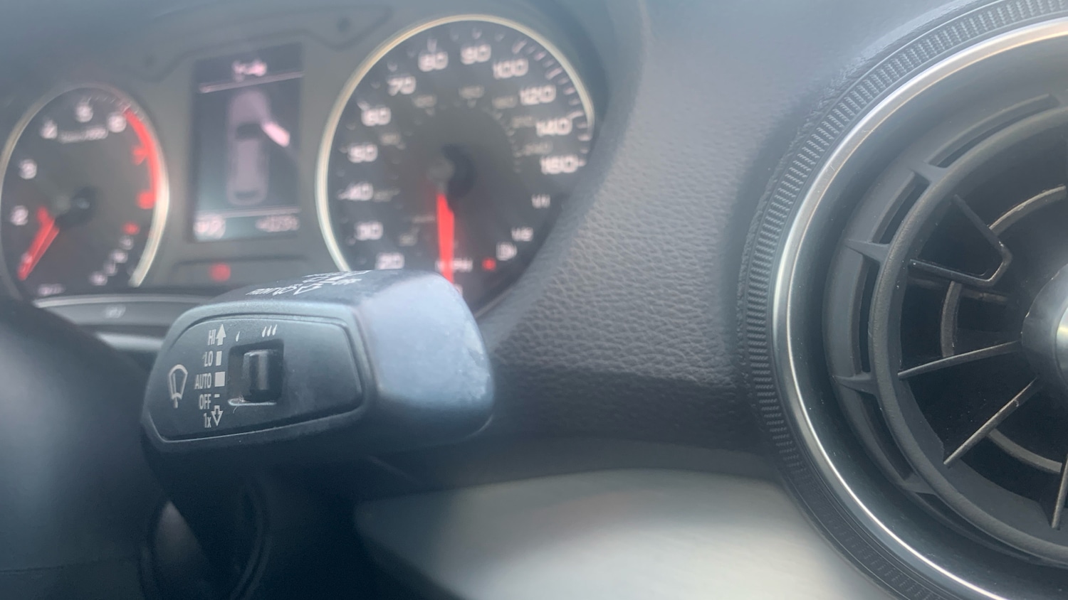 Used Audi Q2 2020 for sale - 76621430: Photo 28