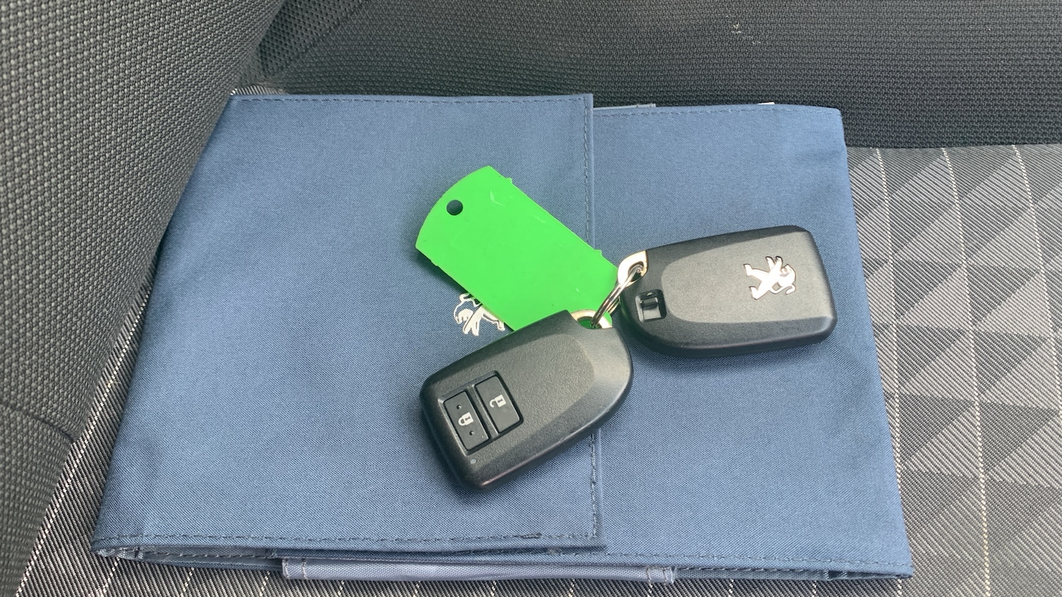 Used Peugeot 108 2021 for sale - 76621432: Photo 47