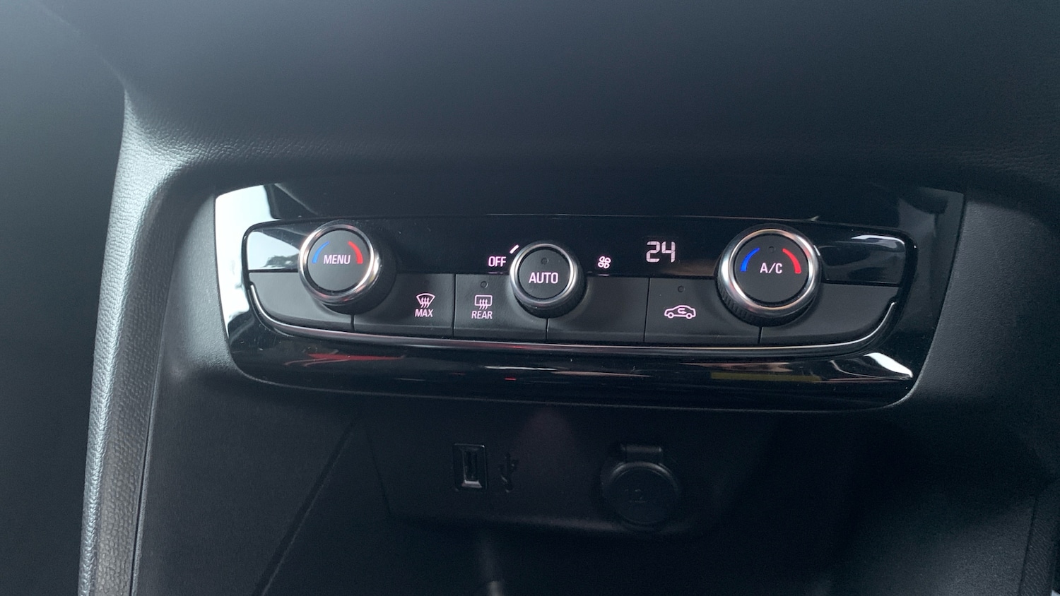 Used Vauxhall Corsa 2024 for sale - 76285219: Photo 29