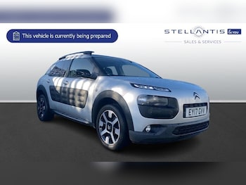 2017 - 1.2 PureTech Flair Hatchback 5dr Petrol ETG5 Euro 6 (s/s) (82 ps)