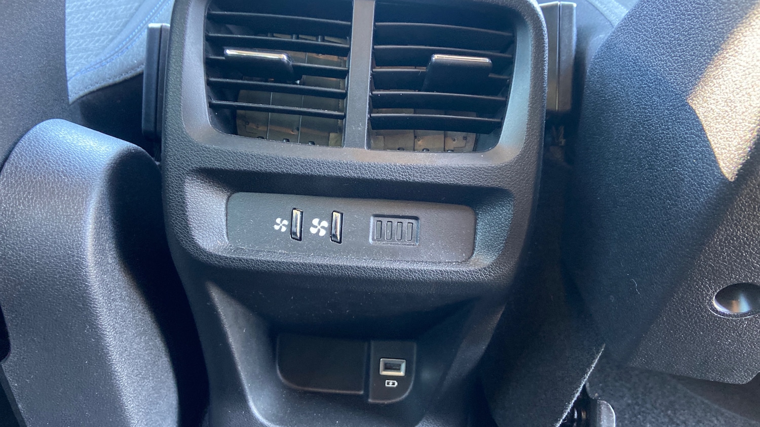 Used Peugeot Rifter 2022 for sale - 76338298: Photo 37