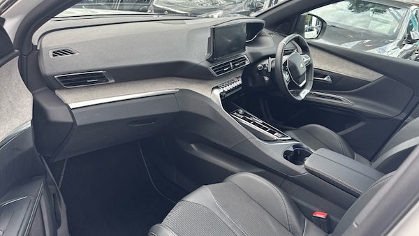 Used Peugeot 5008 2024 for sale - 76123546: Photo 12