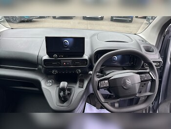 Used Citroen Berlingo 2024 for sale - 76110321: Photo