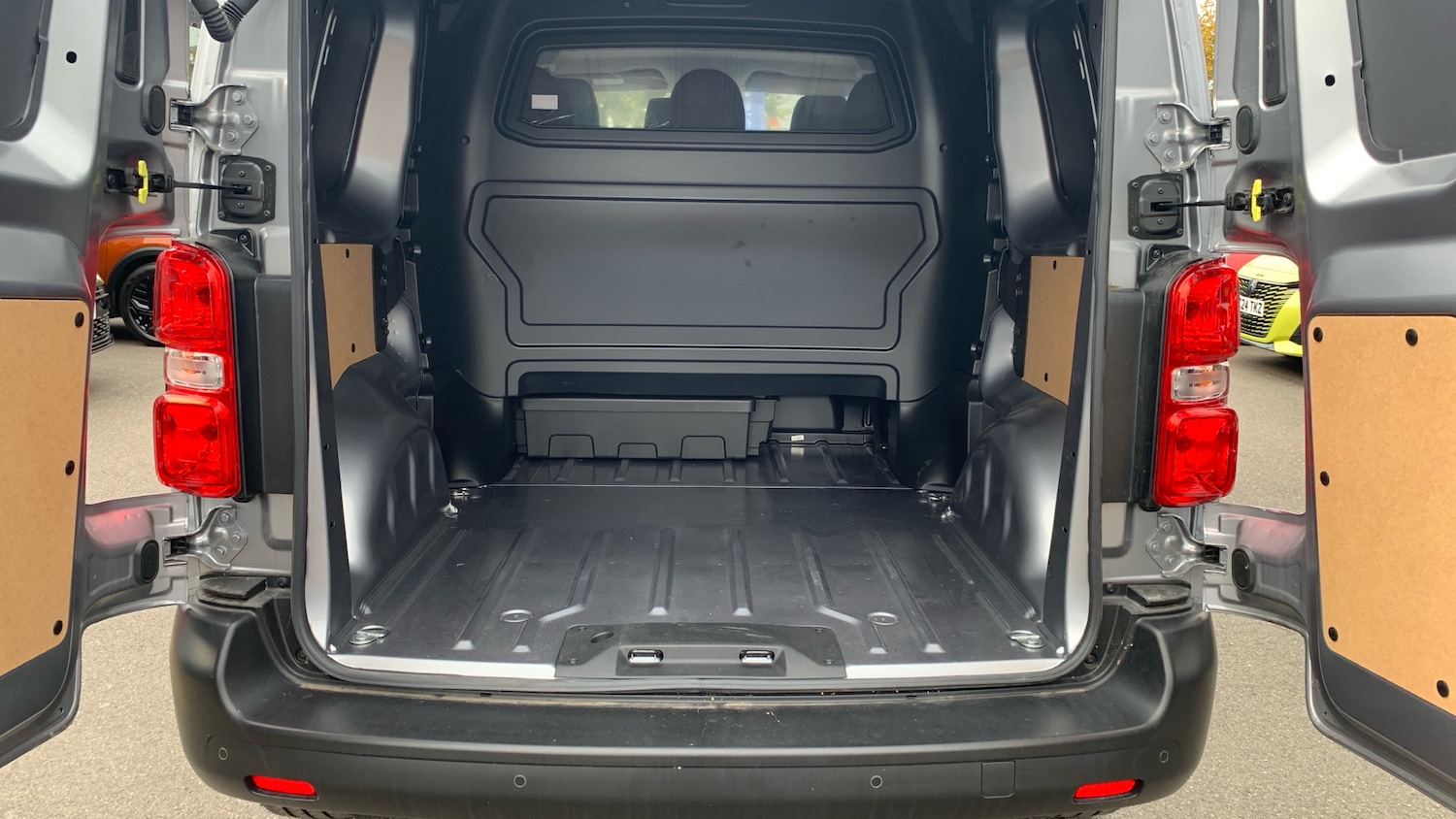 Used Citroen Dispatch 2024 for sale - 77854980: Photo 19