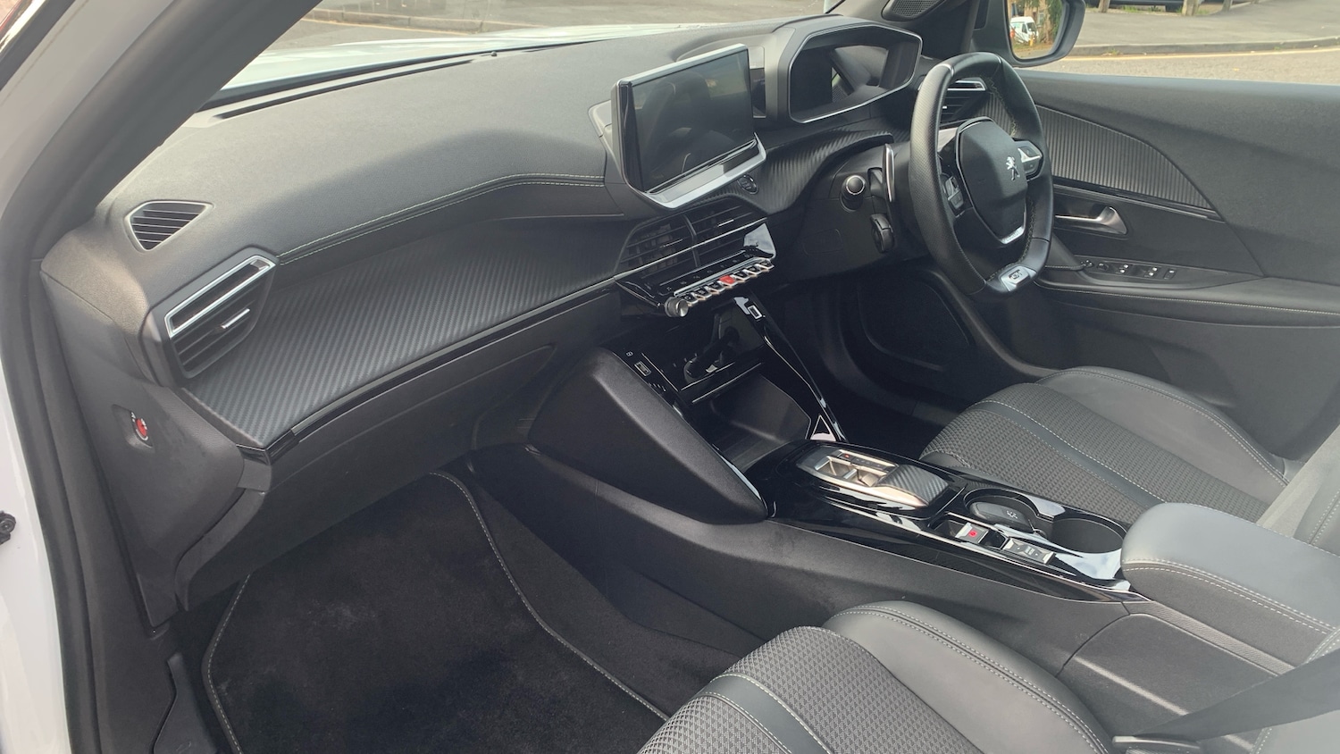 Used Peugeot 2008 2022 for sale - 76621426: Photo 12