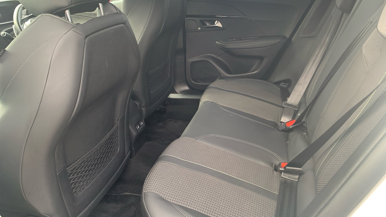 Used Peugeot 2008 2022 for sale - 76621426: Photo 33