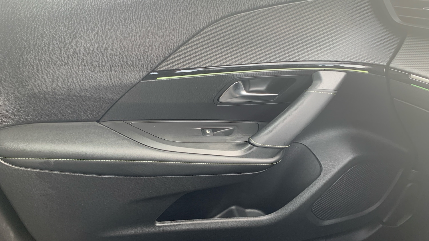 Used Peugeot 2008 2022 for sale - 76621426: Photo 41