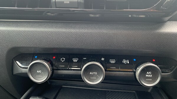 Used Citroen C4 2021 for sale - 76003035: Photo 50