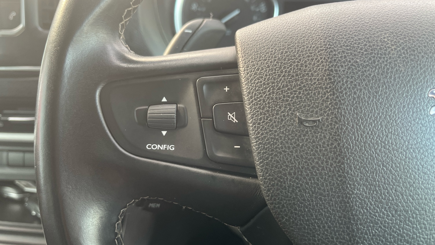 Used Peugeot Traveller 2020 for sale - 77613563: Photo 23