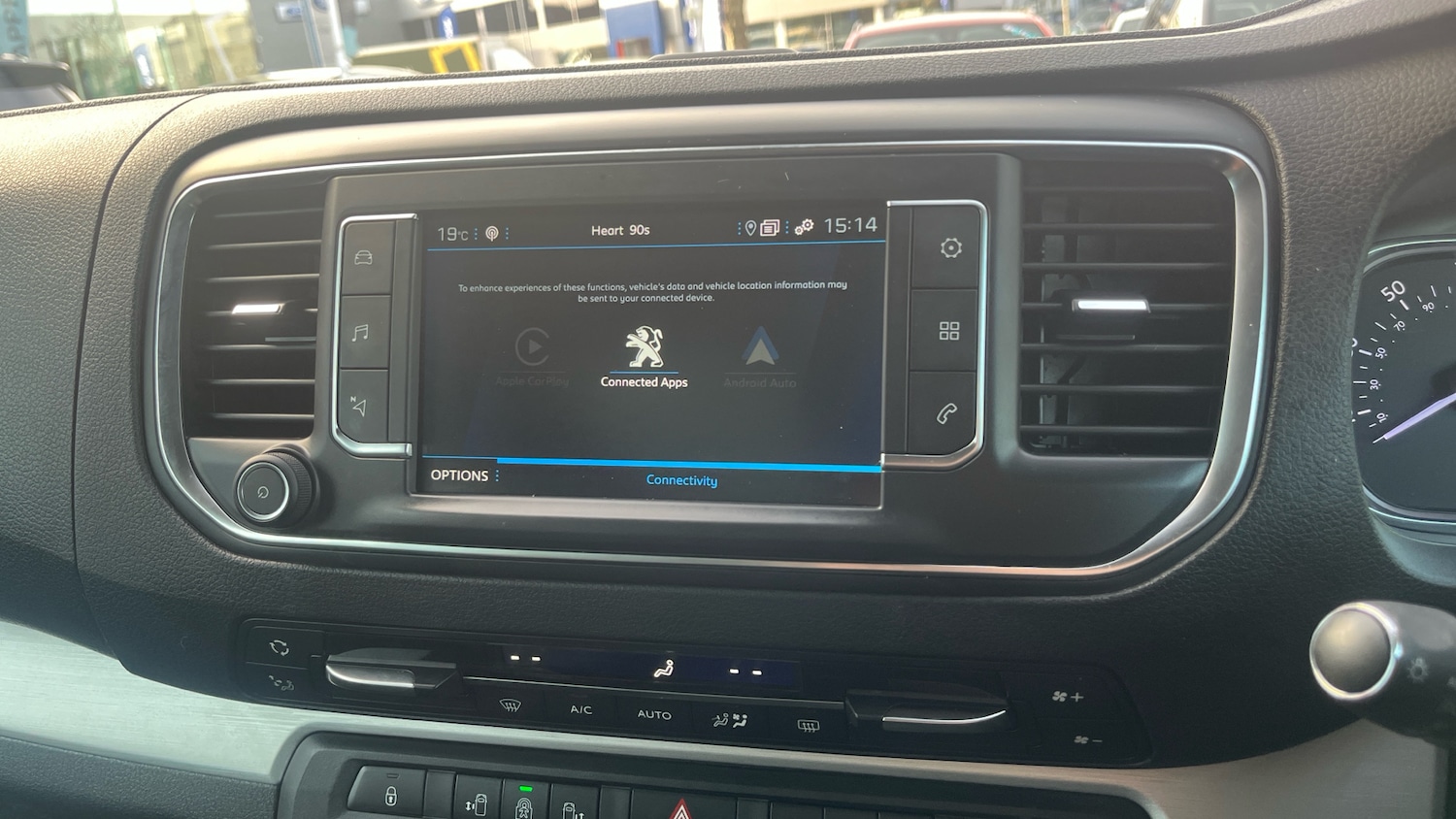 Used Peugeot Traveller 2020 for sale - 77613563: Photo 31