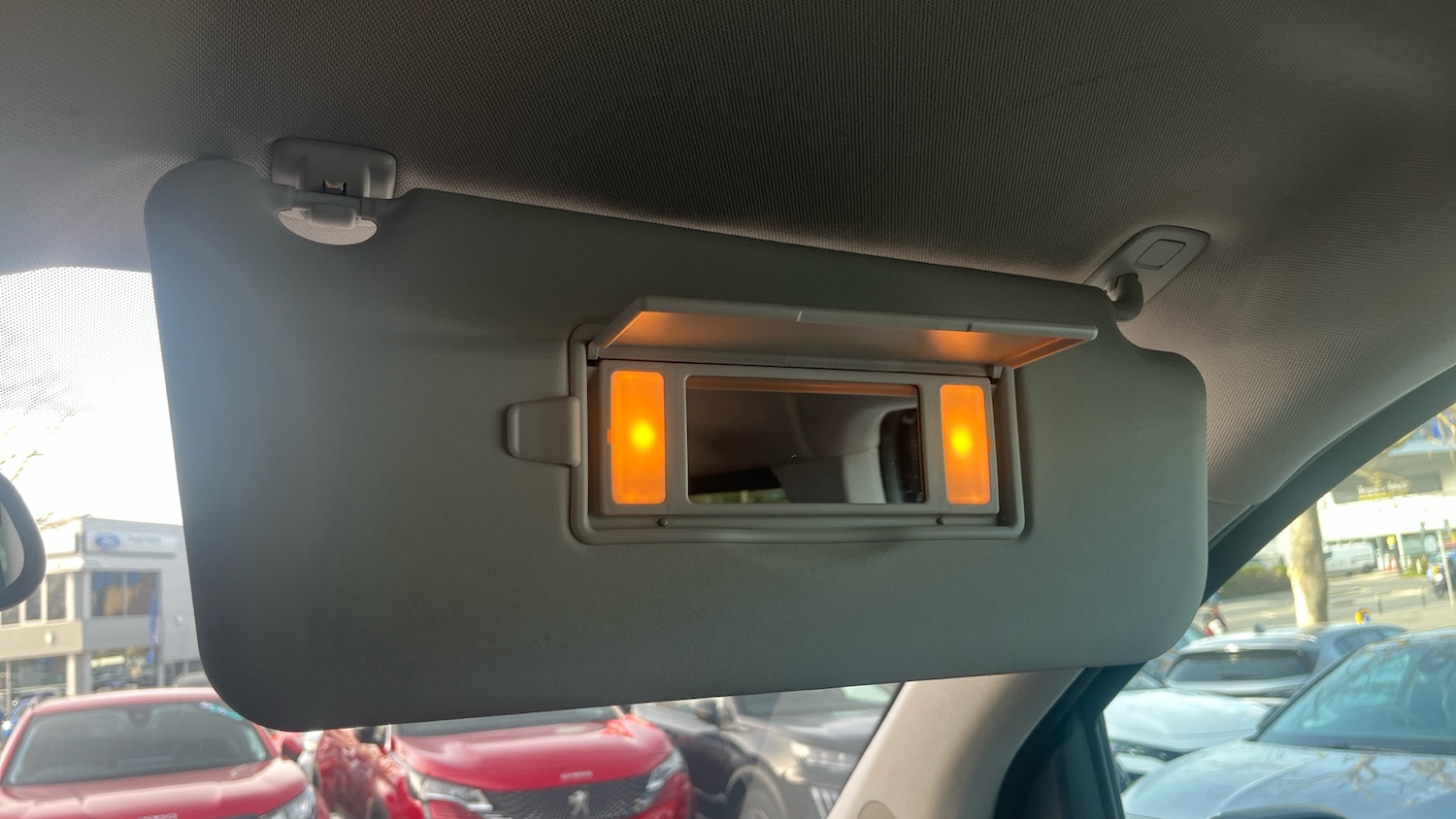 Used Peugeot Traveller 2020 for sale - 77613563: Photo 38