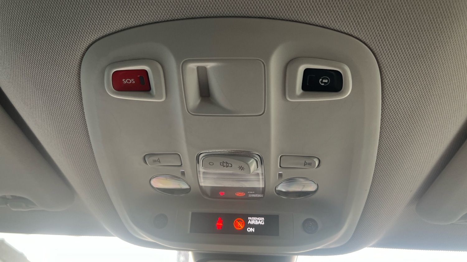 Used Peugeot Traveller 2020 for sale - 77613563: Photo 39