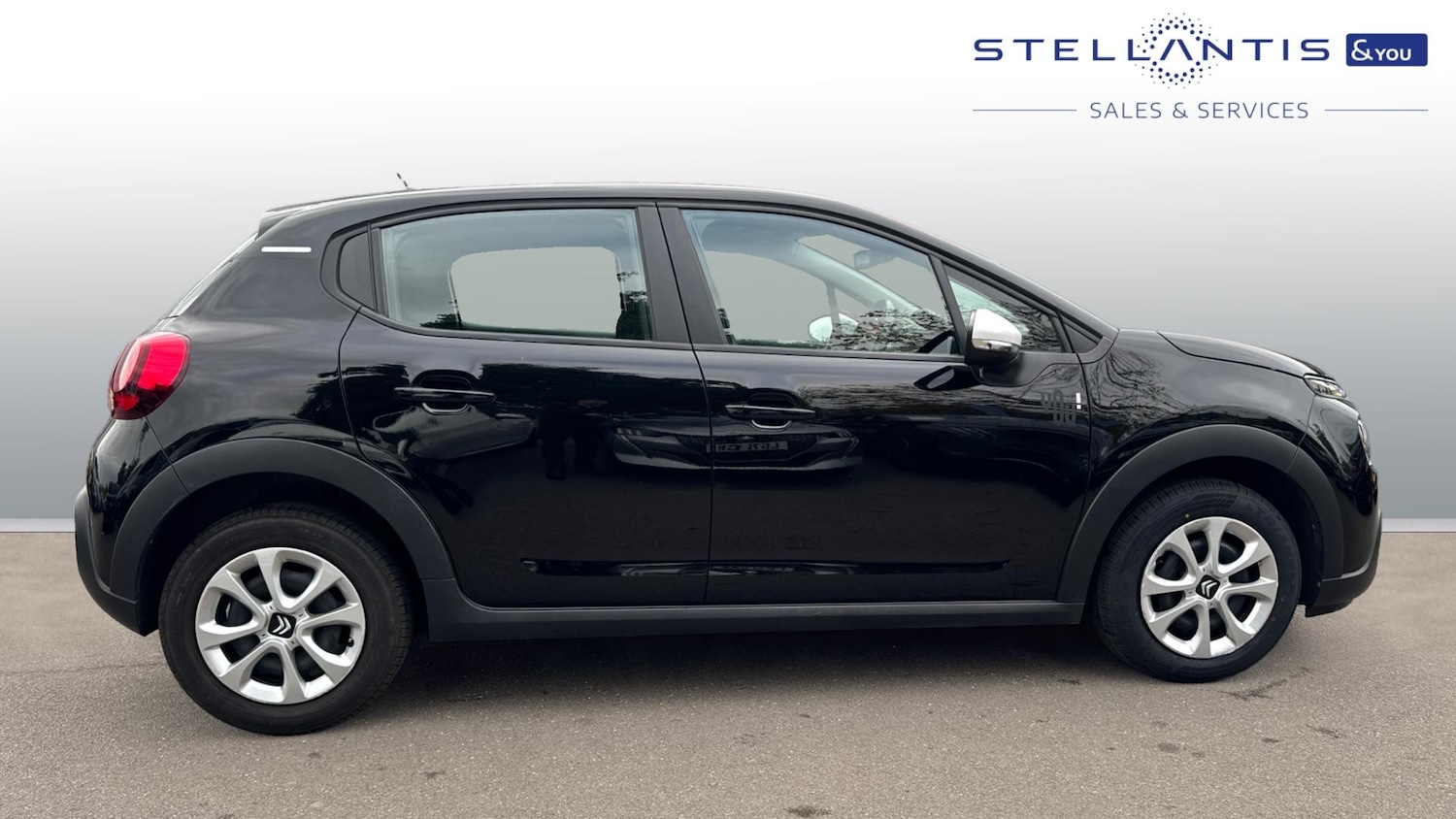 Used Citroen C3 2023 for sale - 76154035: Photo 2