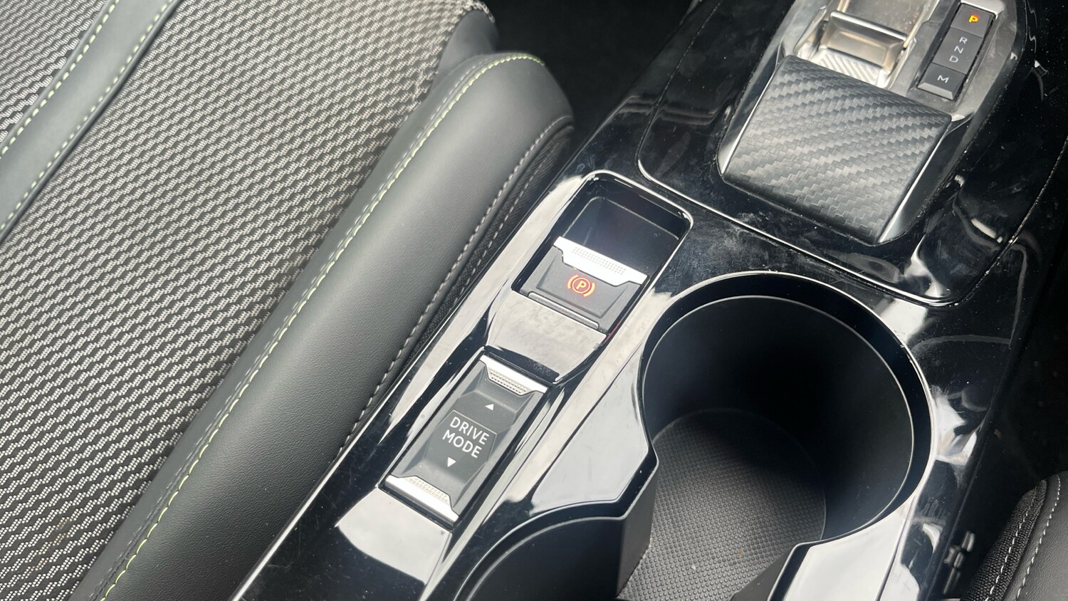 Used Peugeot 2008 2024 for sale - 76574417: Photo 21