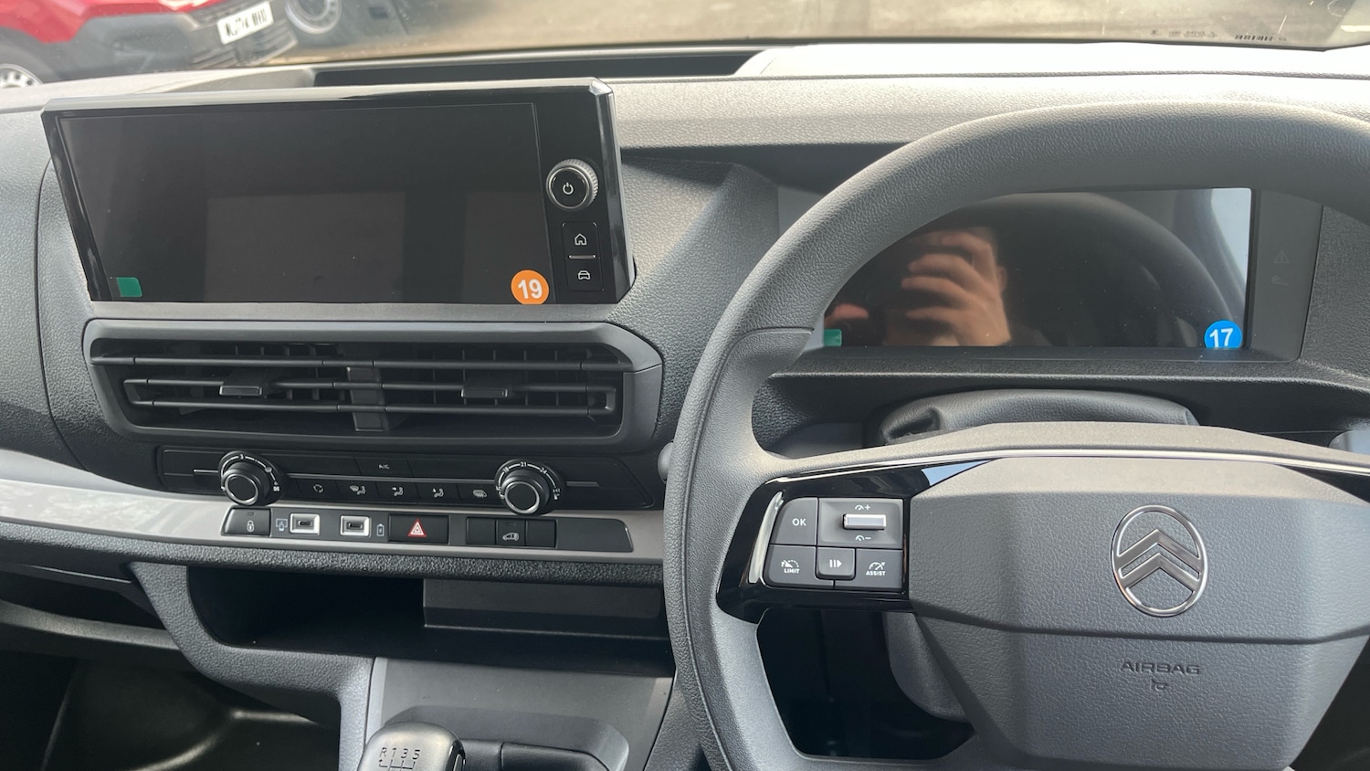 Used Citroen Dispatch 2024 for sale - 77479933: Photo 10