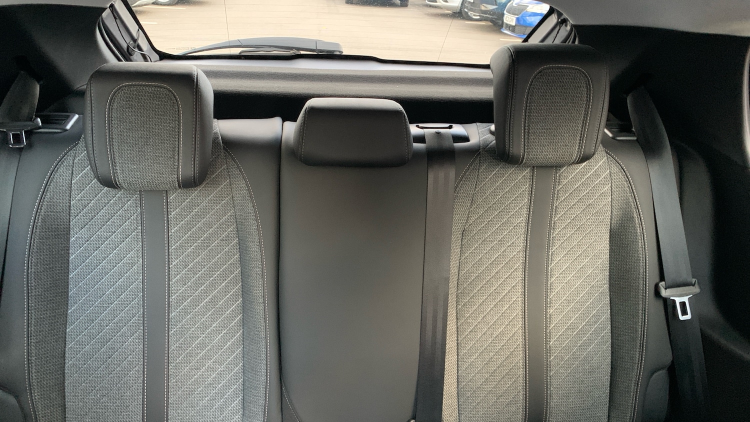 Used Peugeot 208 2024 for sale - 76350359: Photo 25