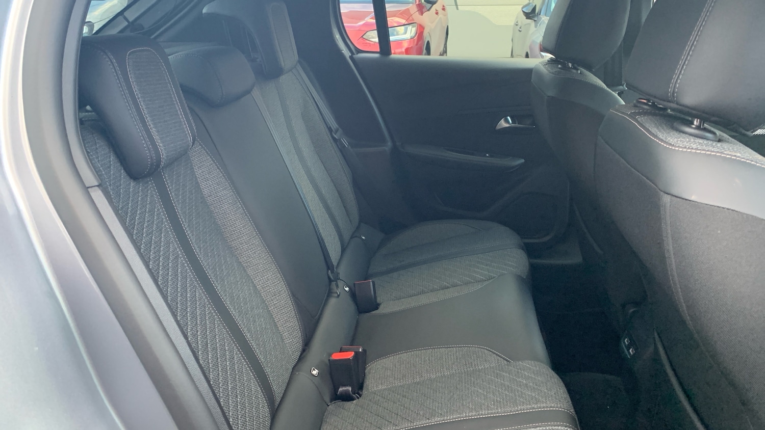 Used Peugeot 208 2024 for sale - 76350359: Photo 33