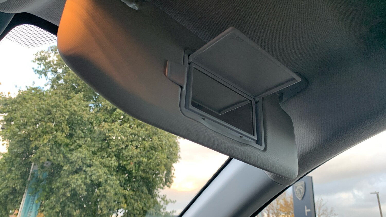 Used Peugeot 208 2024 for sale - 76350359: Photo 38