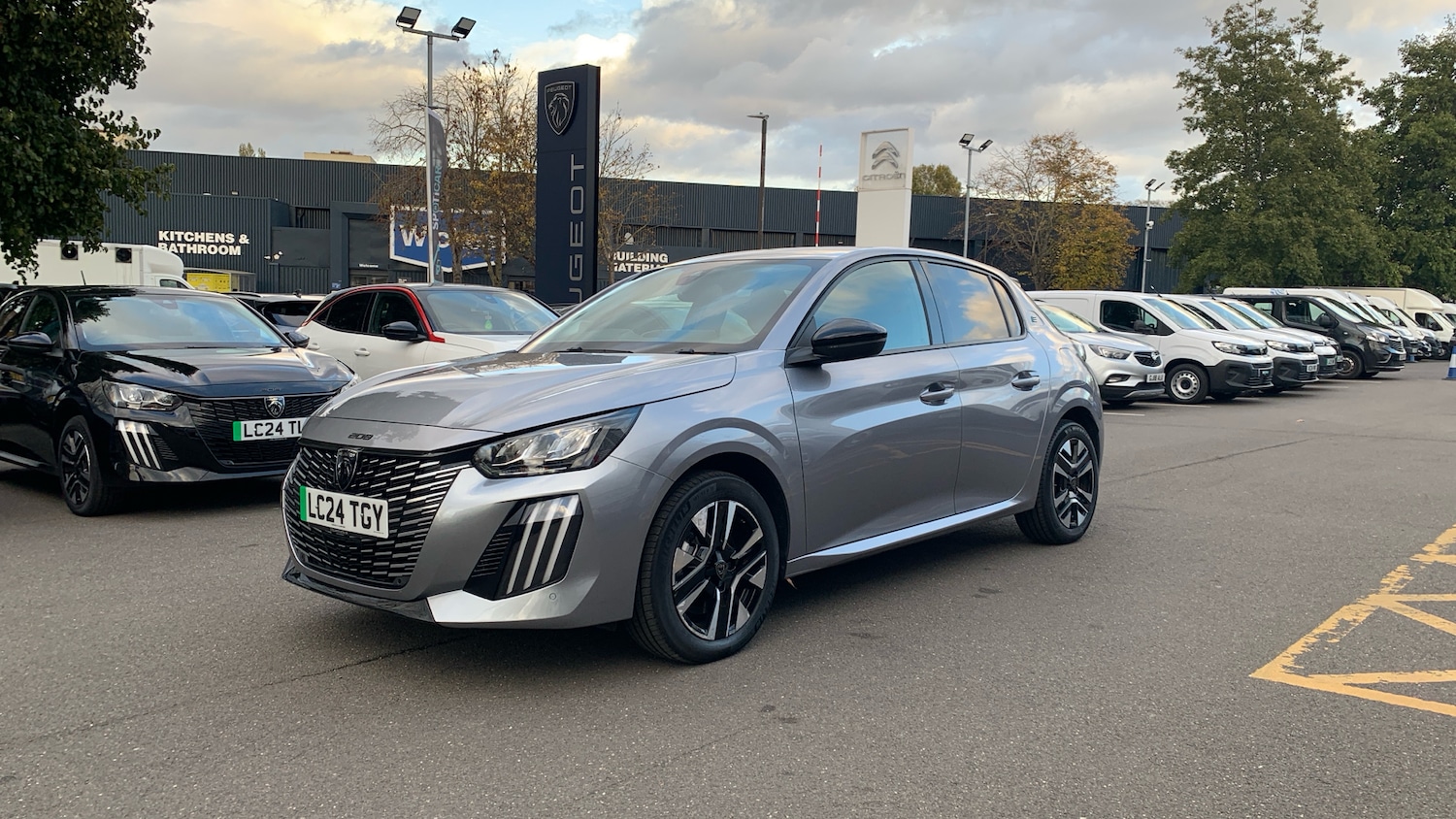 Used Peugeot 208 2024 for sale - 76350359: Photo 7