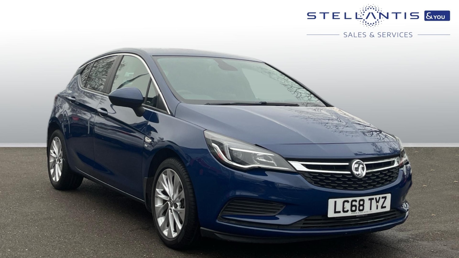 Used Vauxhall Astra 2018 for sale - 77346202: Photo 1