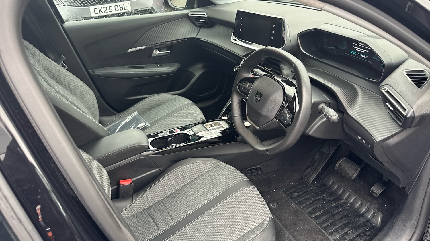 Used Peugeot 208 2024 for sale - 76372219: Photo 11