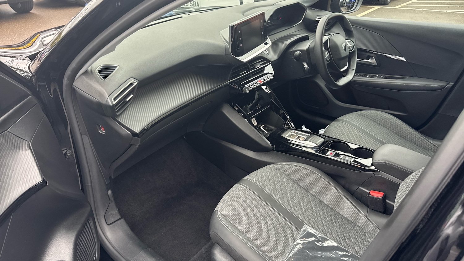 Used Peugeot 208 2024 for sale - 76372219: Photo 12