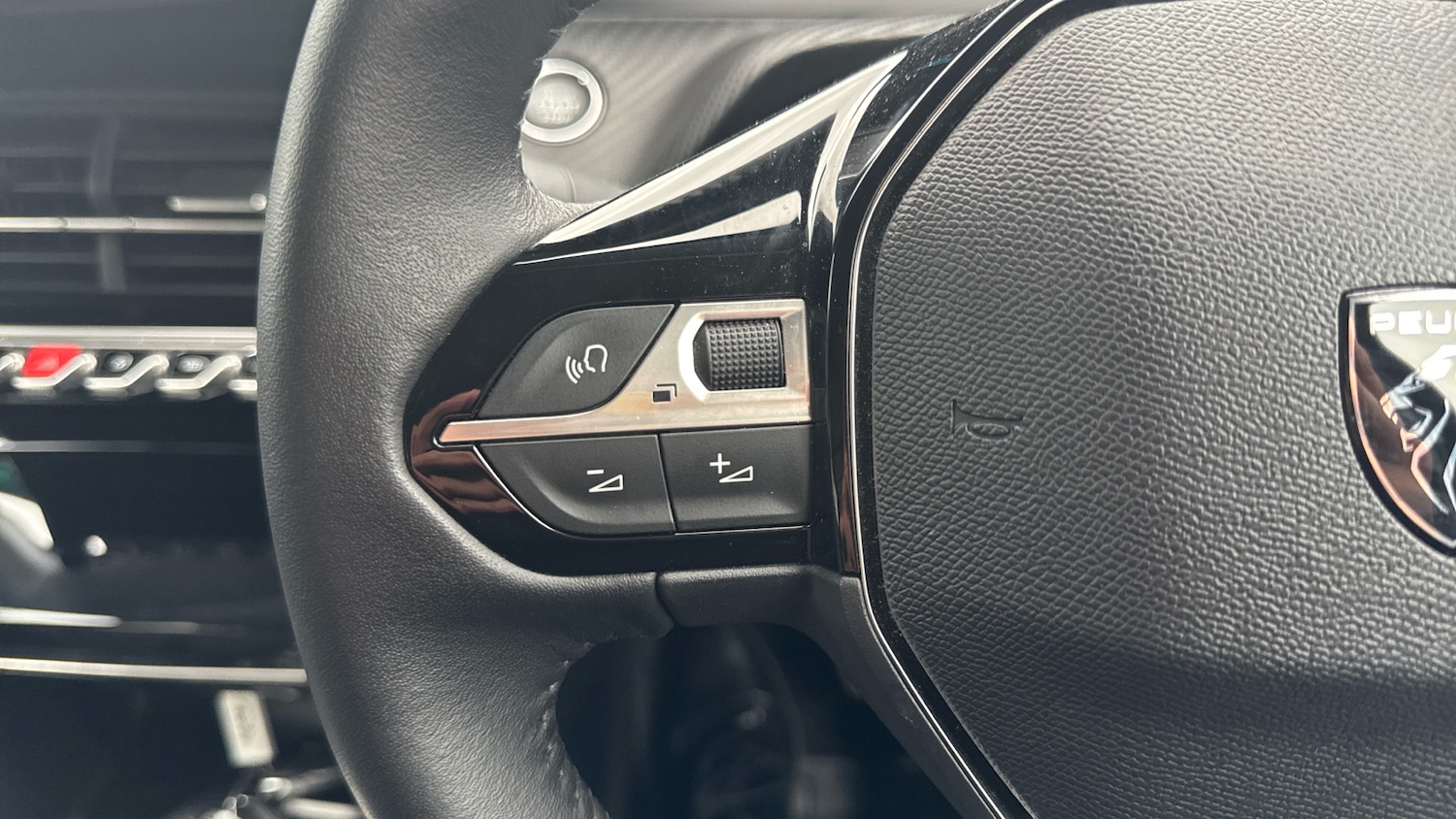 Used Peugeot 208 2024 for sale - 76372219: Photo 23