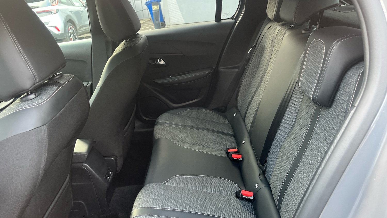 Used Peugeot 208 2023 for sale - 76942823: Photo 33