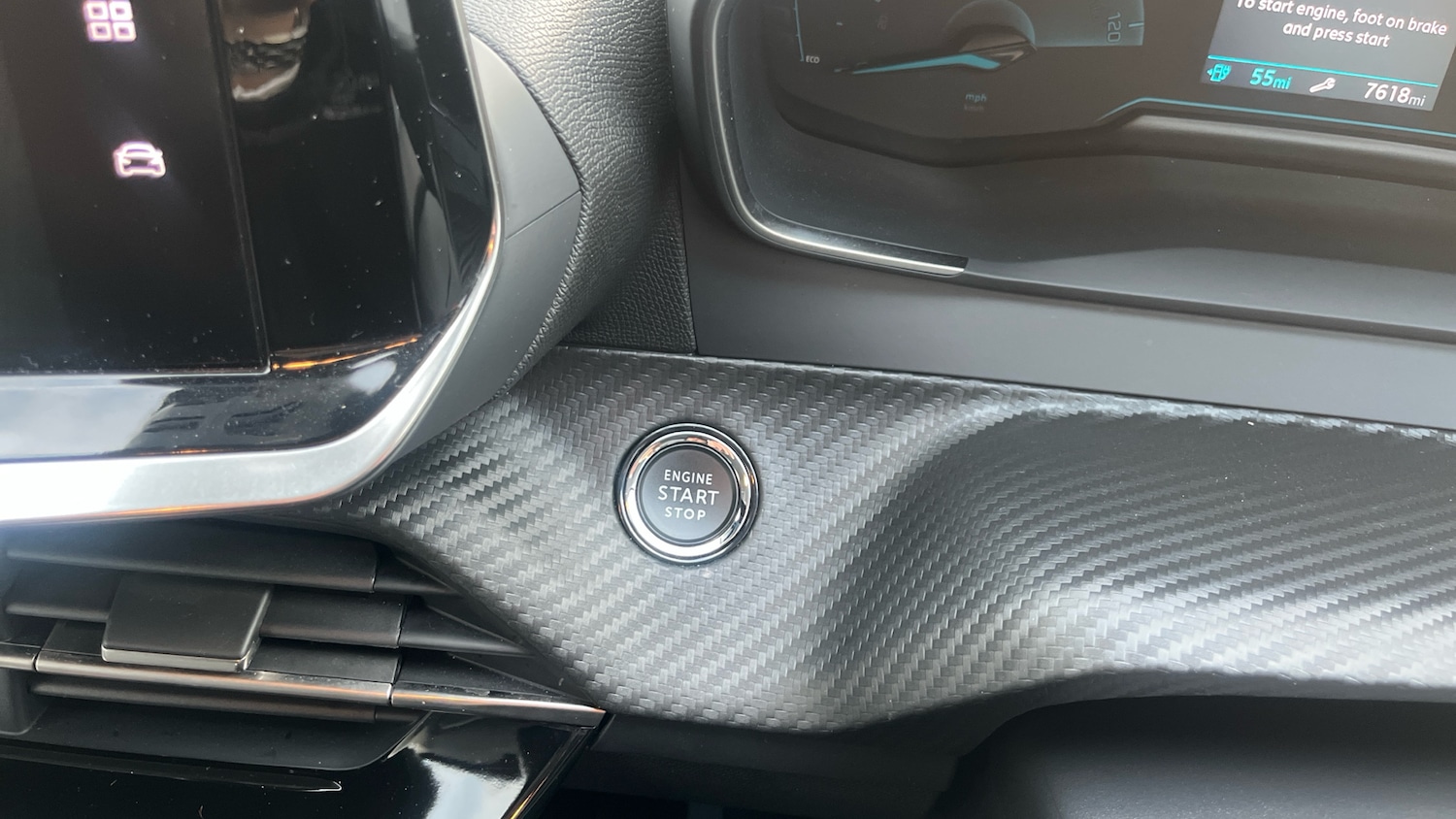 Used Peugeot 208 2023 for sale - 76942823: Photo 40