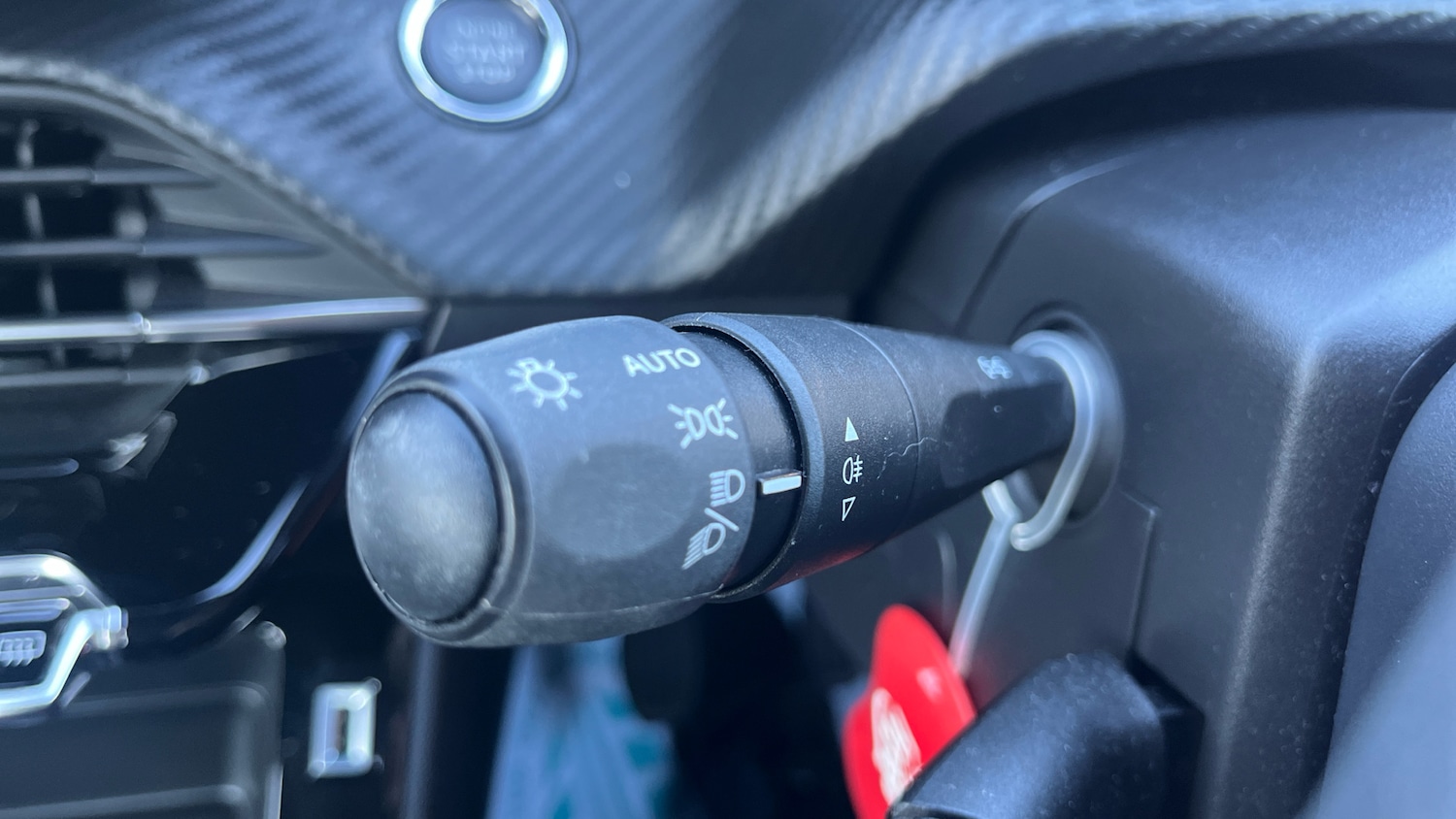 Used Peugeot 208 2022 for sale - 77098814: Photo 28