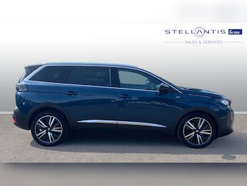 Used Peugeot 5008 2023 for sale - 75477422: Photo