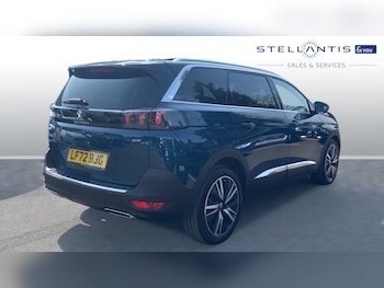 Used Peugeot 5008 2023 for sale - 75477422: Photo
