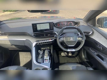 Used Peugeot 5008 2023 for sale - 75477422: Photo