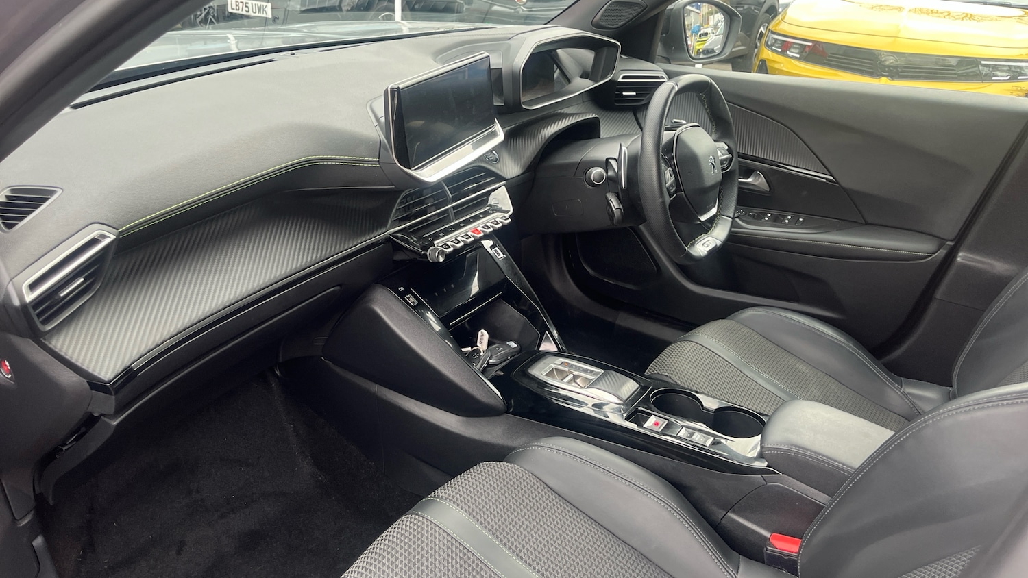 Used Peugeot 2008 2023 for sale - 77388270: Photo 12