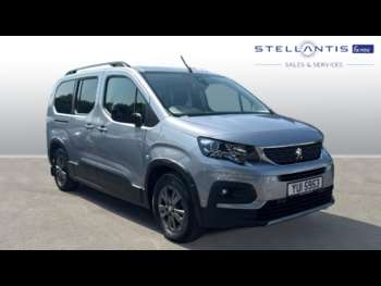 2022 - 1.5 BlueHDi Allure Premium Long MPV 5dr Diesel EAT Euro 6 (s/s) (130 ps)