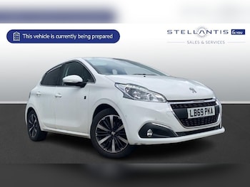 Used Peugeot 208 2019 for sale - 75966340: Photo
