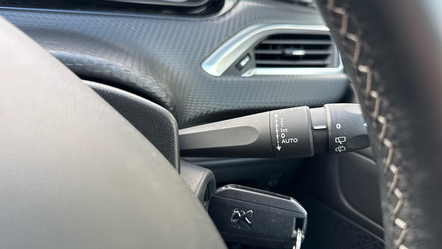 Used Peugeot 208 2019 for sale - 75966340: Photo 28