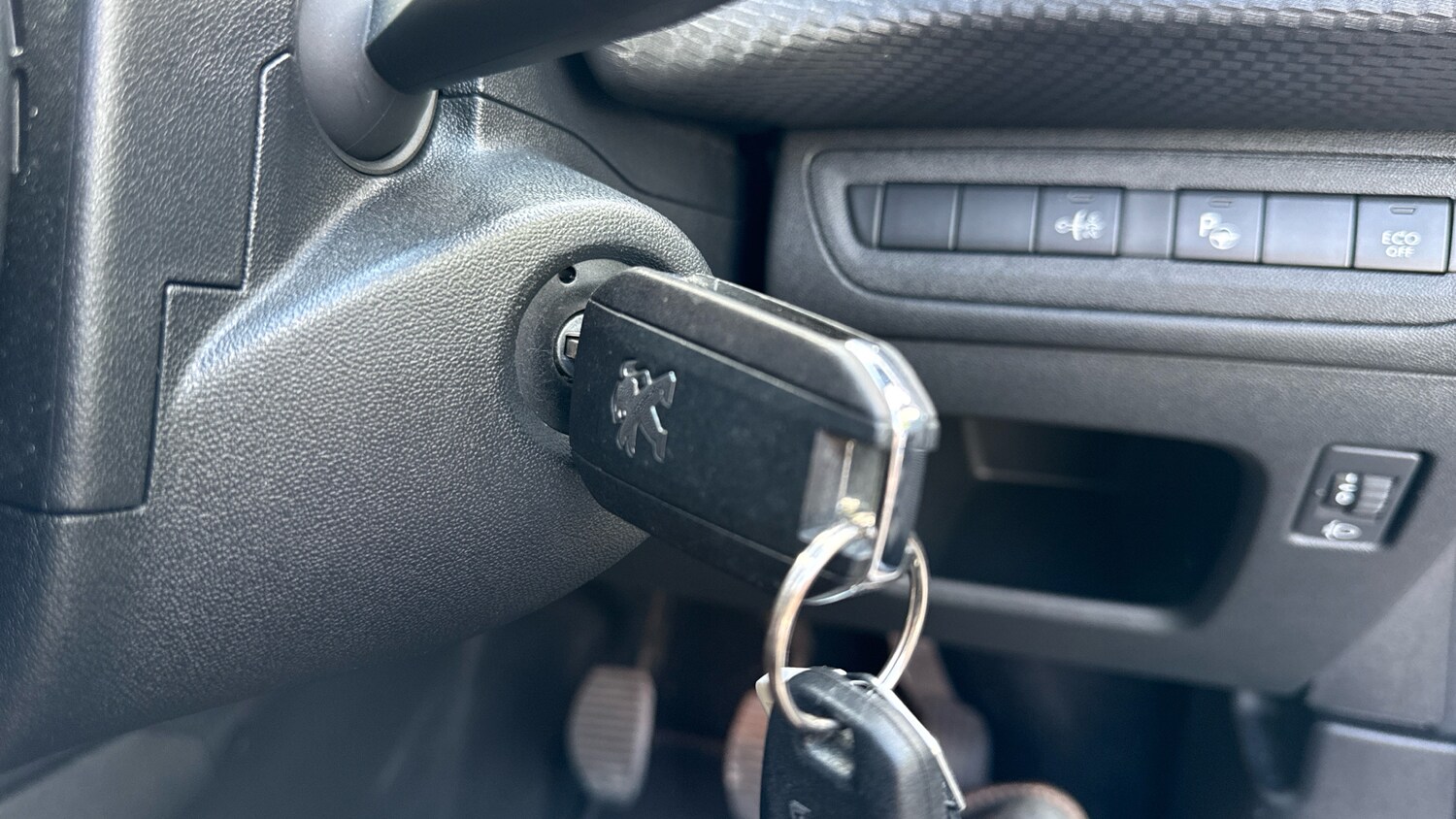 Used Peugeot 208 2019 for sale - 75966340: Photo 40