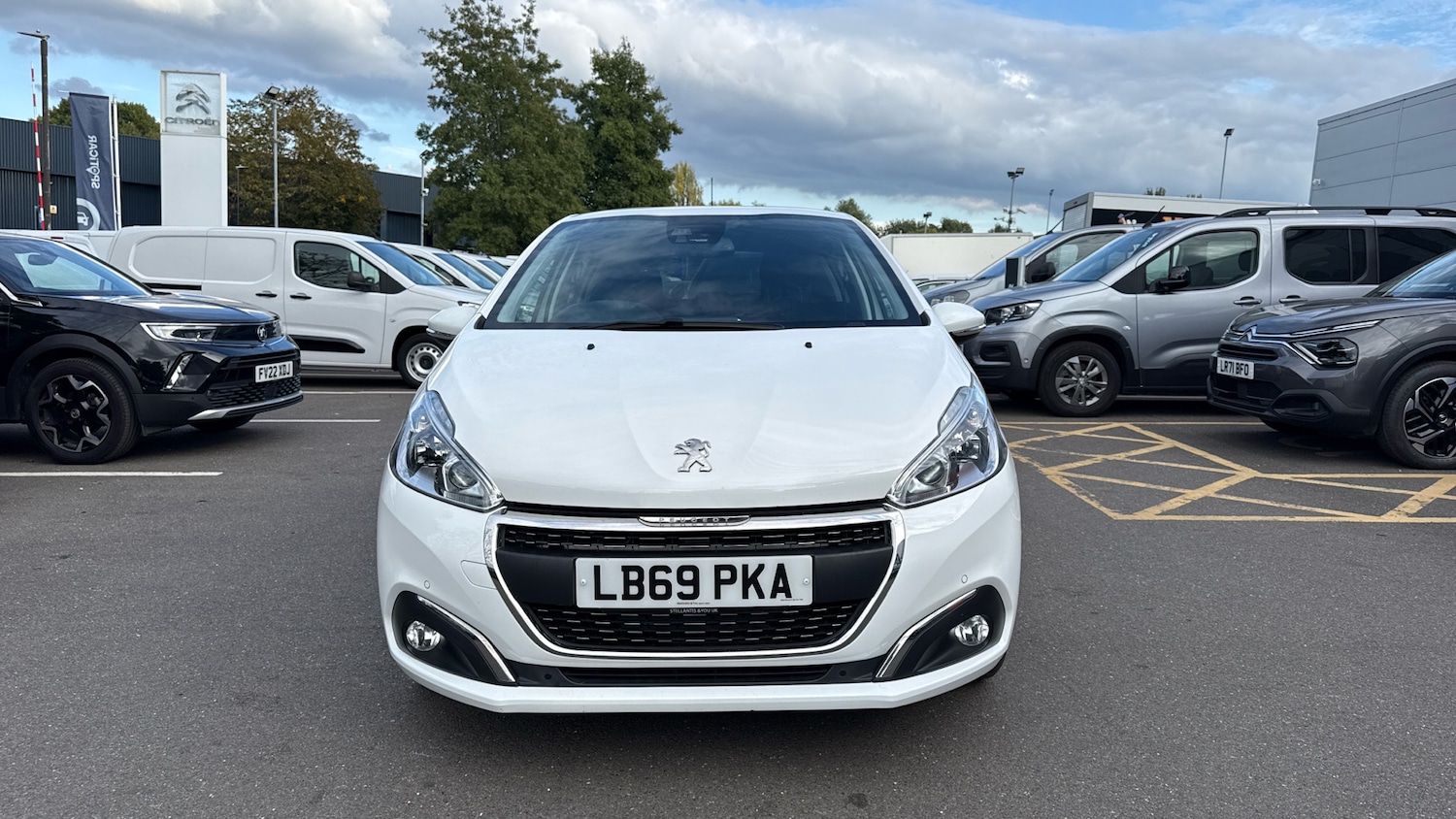 Used Peugeot 208 2019 for sale - 75966340: Photo 8