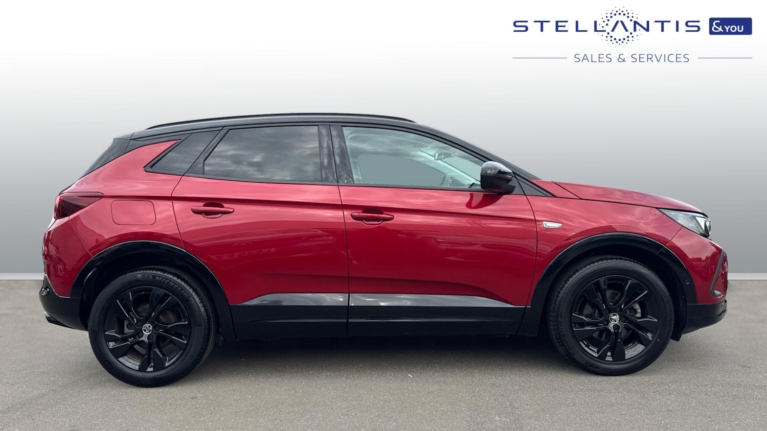 Used Vauxhall Grandland 2022 for sale - 76458464: Photo 2