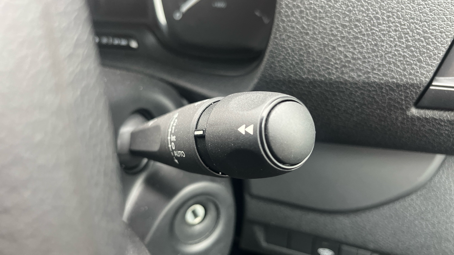 Used Citroen Dispatch 2023 for sale - 76586407: Photo 28